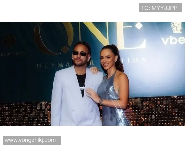 二弟足球明星的妻子是谁揭秘她的故事与生活点滴 二弟足球明星的妻子是谁揭秘她的故事与生活点滴